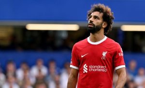 طعنـ.ـة جديدة  .. قـ.ـرار عاجـ.ـل من ليفربول يصدم محمد صلاح